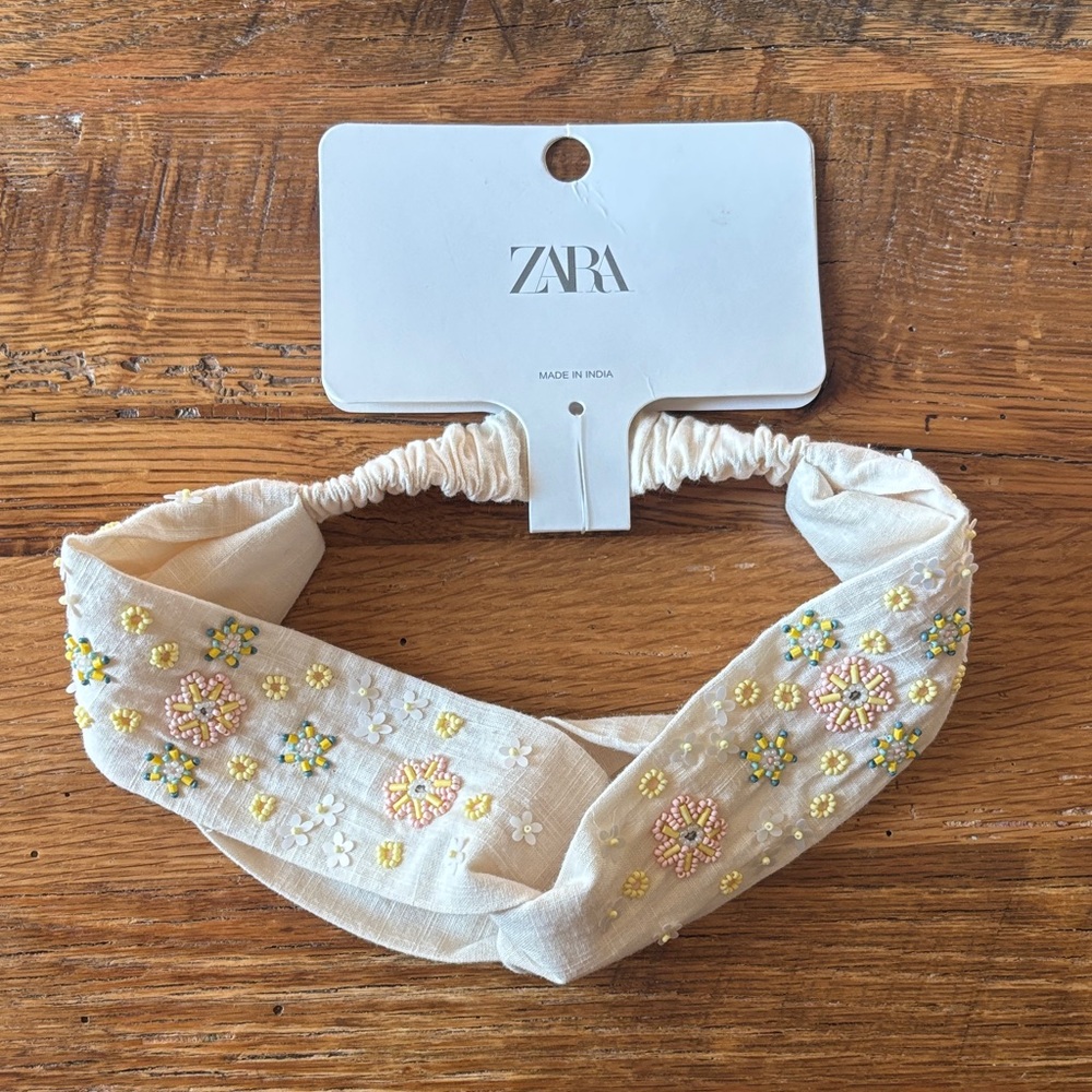 Zara NWT knot Ivory Headband with Pastel Floral beading